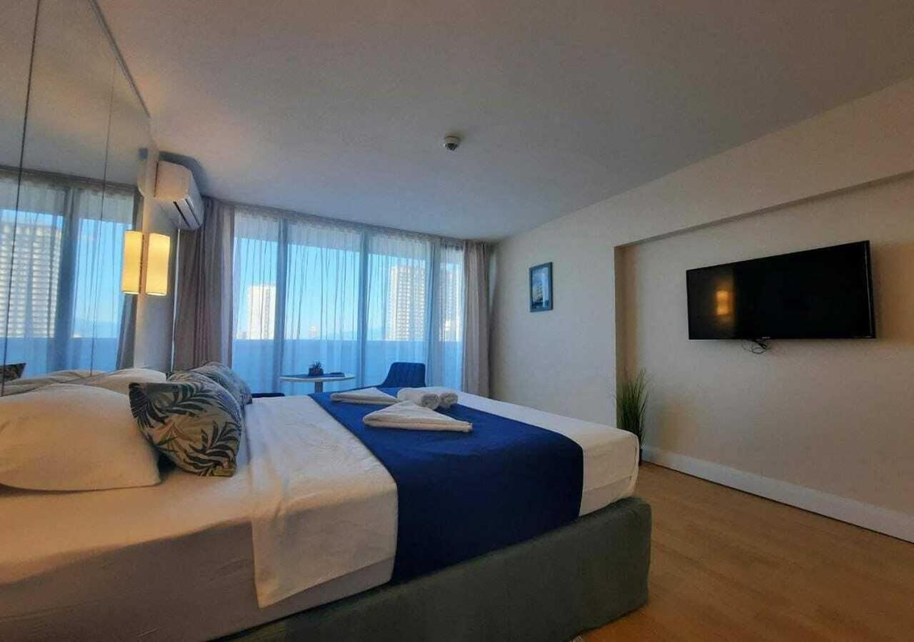 Aparthotel Orbi City Sea View Batumi Exterior photo