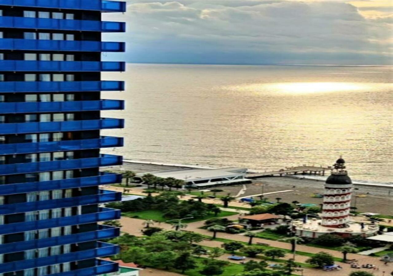 Aparthotel Orbi City Sea View Batumi Exterior photo