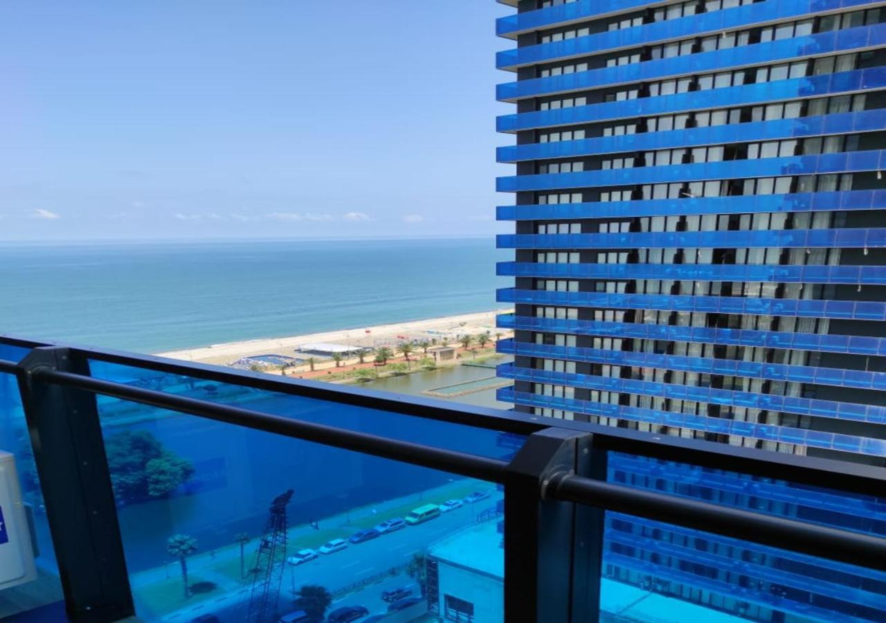 Aparthotel Orbi City Sea View Batumi Exterior photo